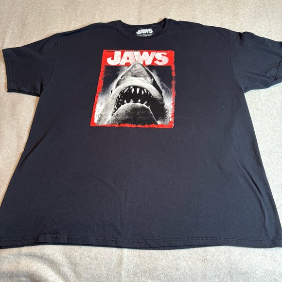Universal Studio Other - Men’s Jaws Iconic Movie Poster Black Cotton Graphic Tee Short Sleeve 2XL